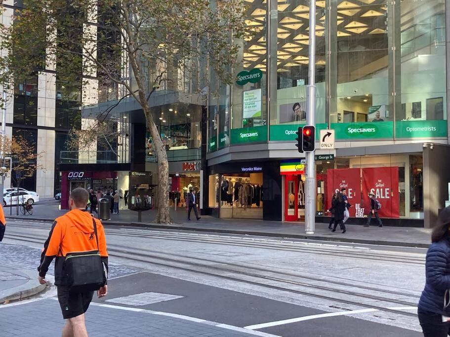 Huge Exec -fantastic Cbd Location B21001 *